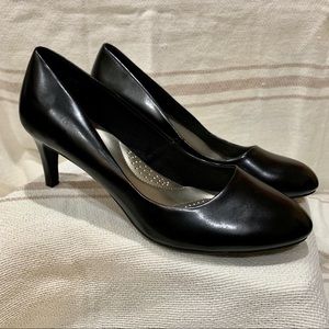 Black High Heel Shoes